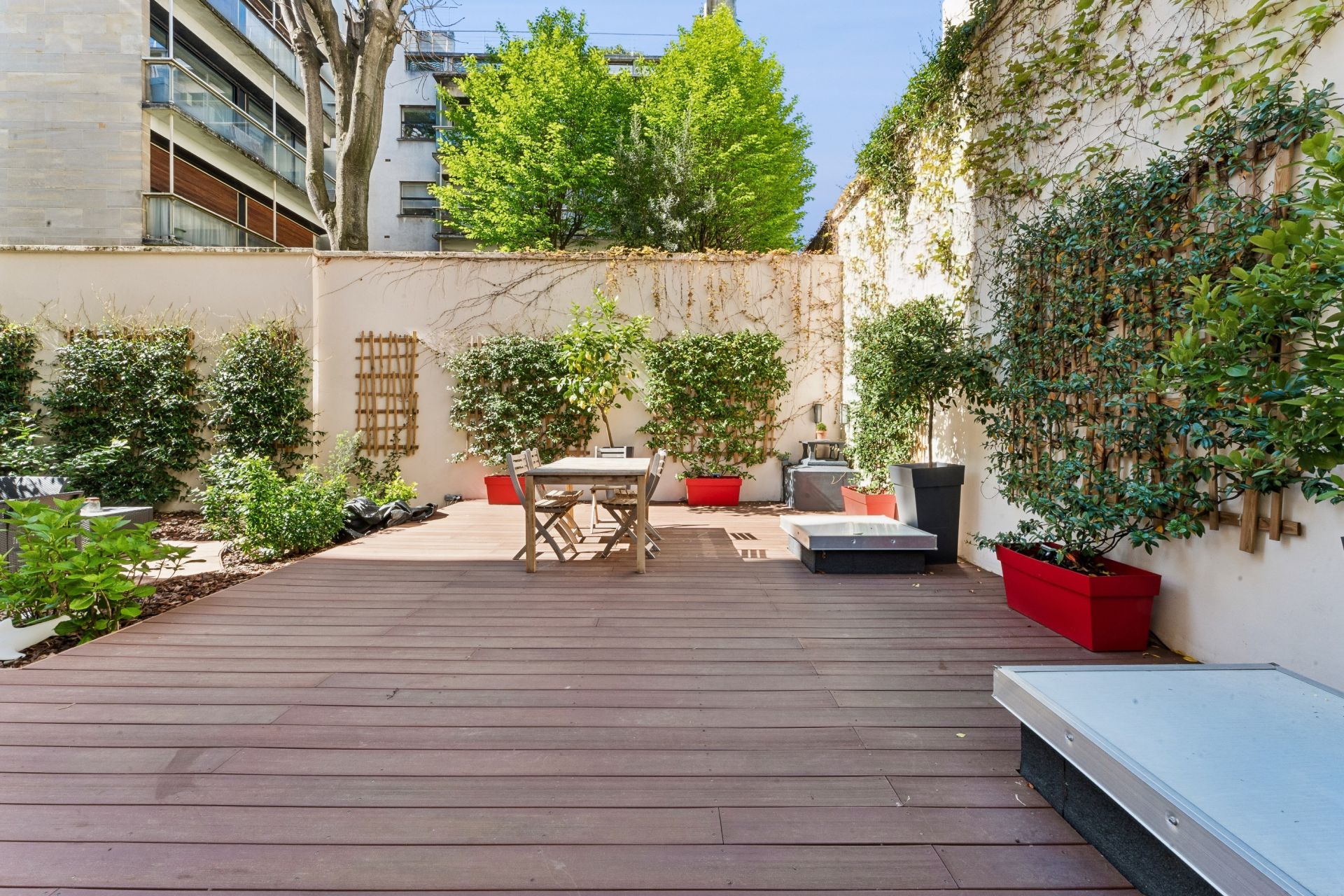 luxury apartment 5 Rooms for sale on NEUILLY SUR SEINE (92200)