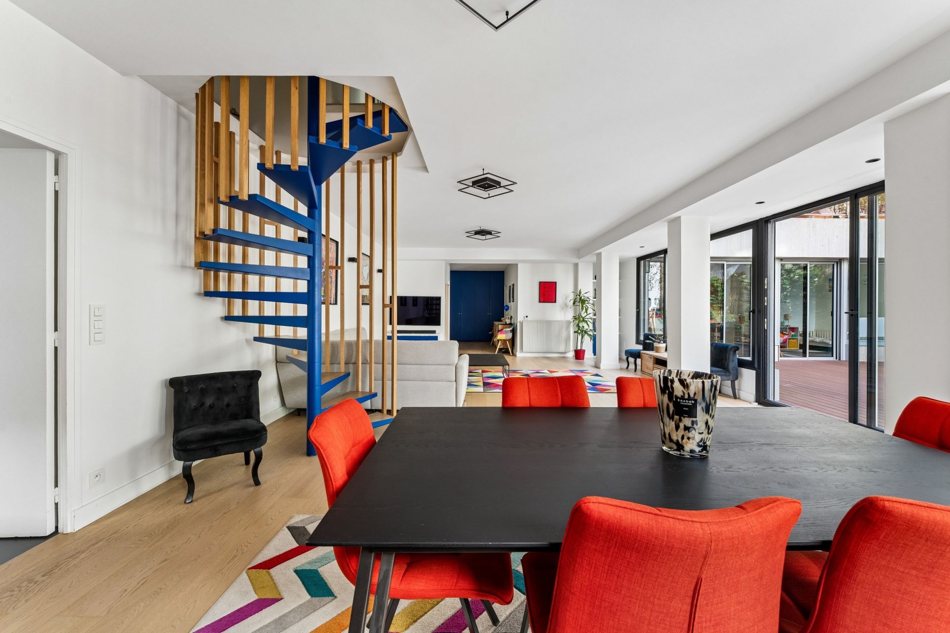 luxury apartment 5 Rooms for sale on NEUILLY SUR SEINE (92200)