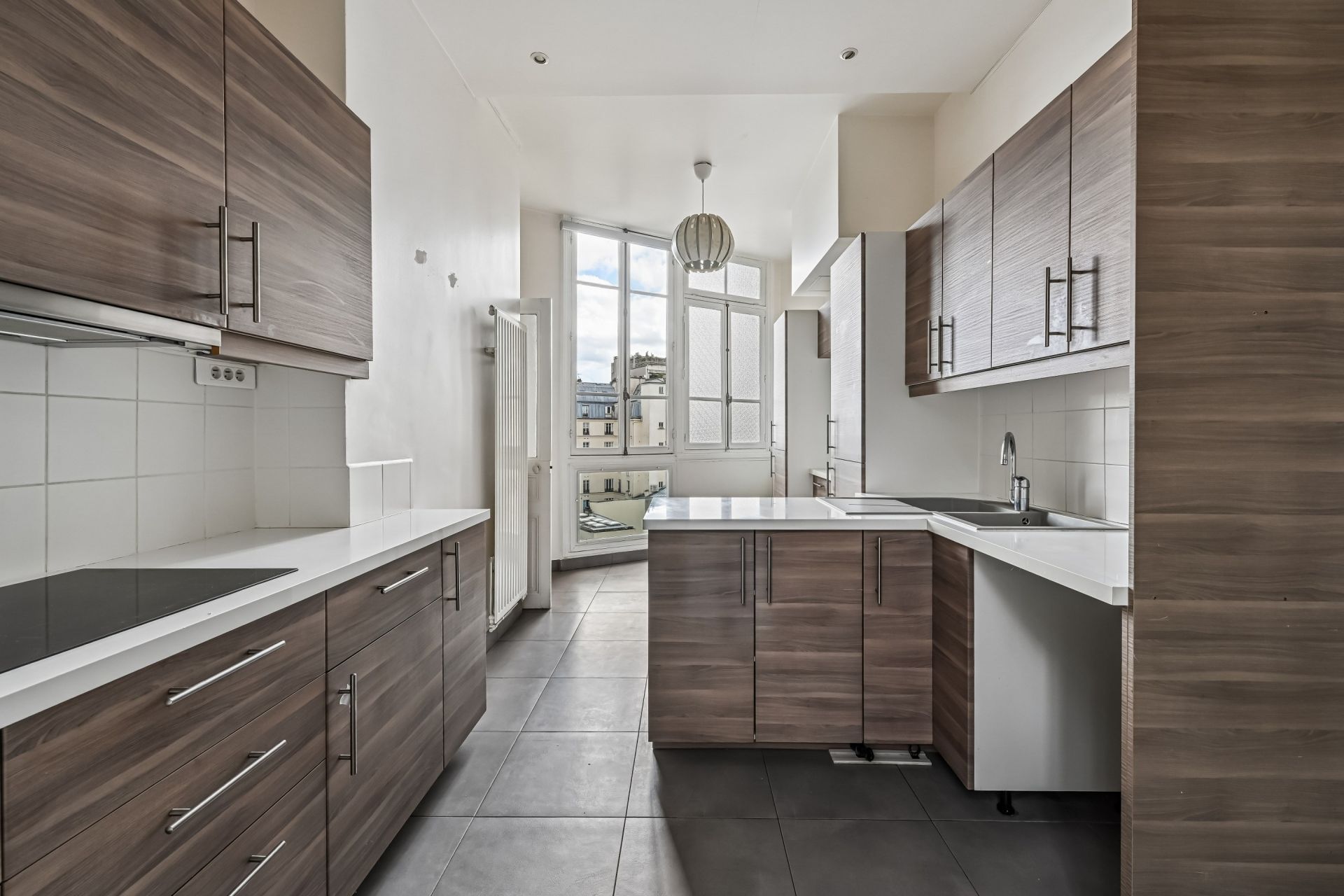 luxury apartment 6 Rooms for sale on PARIS (75017)
