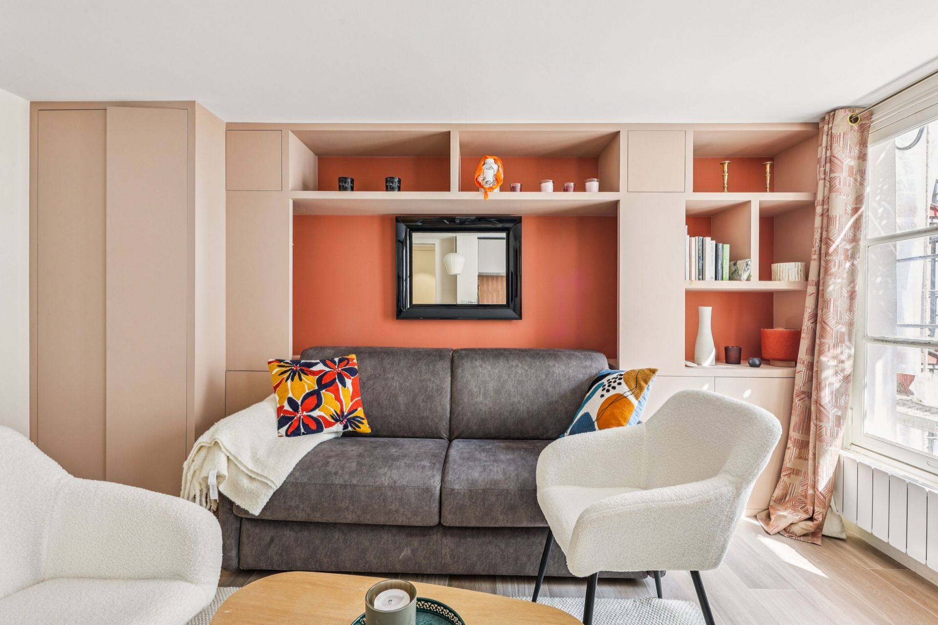 luxury apartment 2 Rooms for sale on PARIS (75001)