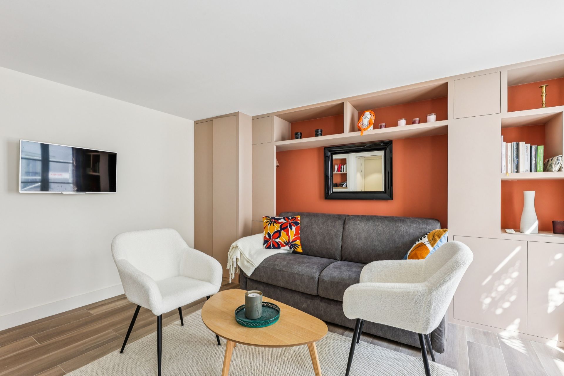 luxury apartment 2 Rooms for sale on PARIS (75001)