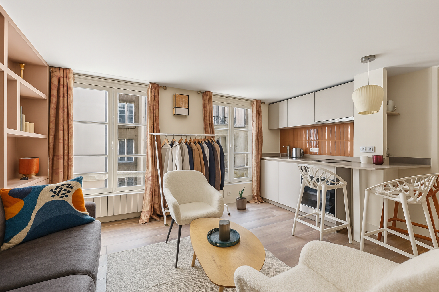 luxury apartment 2 Rooms for sale on PARIS (75001)