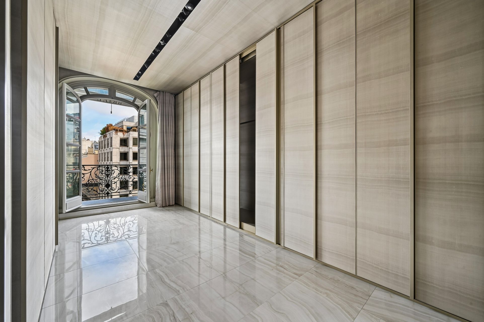 appartement de luxe 9 Pièces en vente sur PARIS (75008)