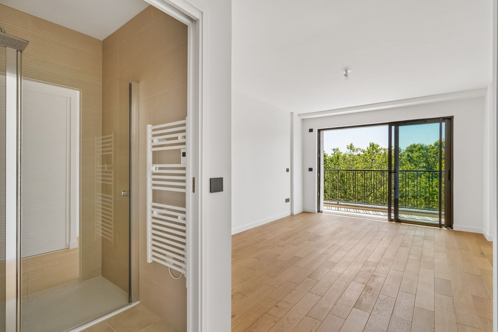 luxury apartment 5 Rooms for sale on NEUILLY SUR SEINE (92200)