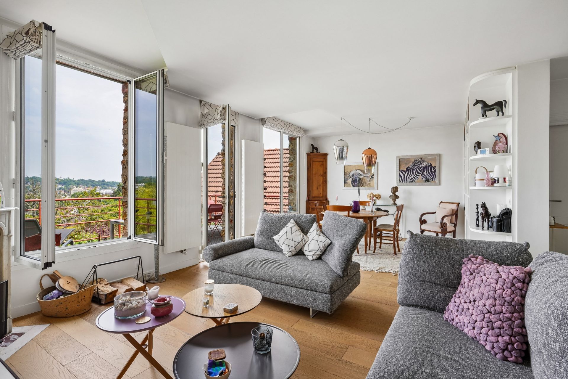 luxury house 5 Rooms for sale on SEVRES (92310)