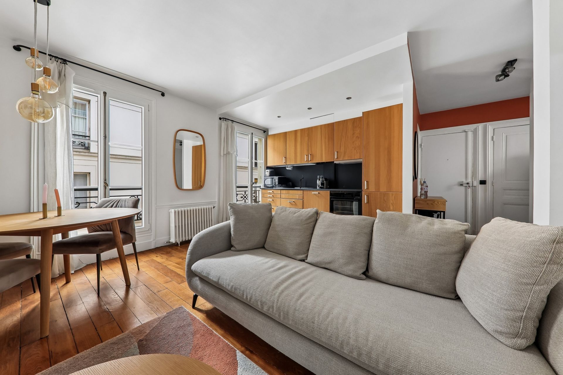 luxury apartment 3 Rooms for sale on PARIS (75116)