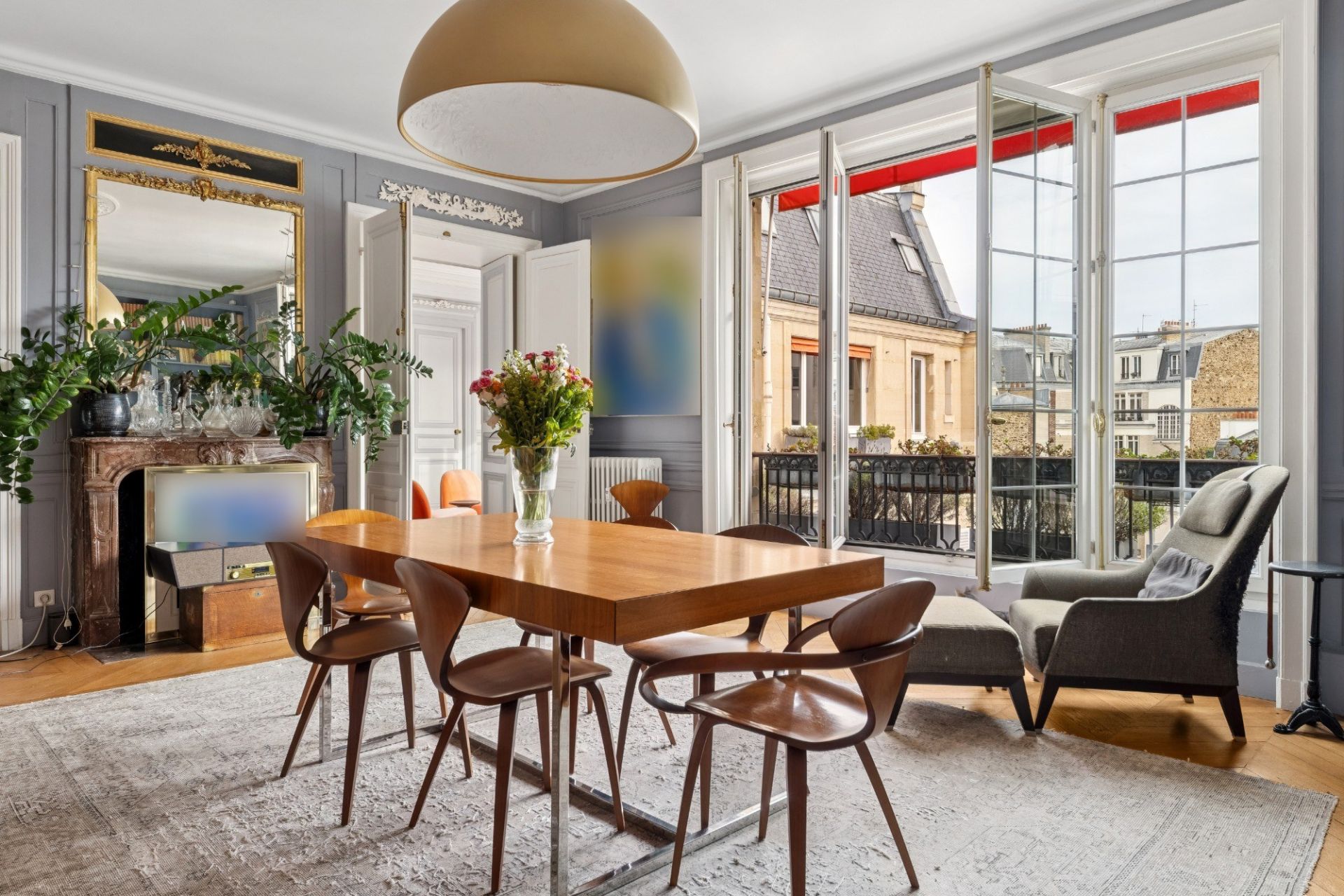 luxury apartment 8 Rooms for sale on PARIS (75017)