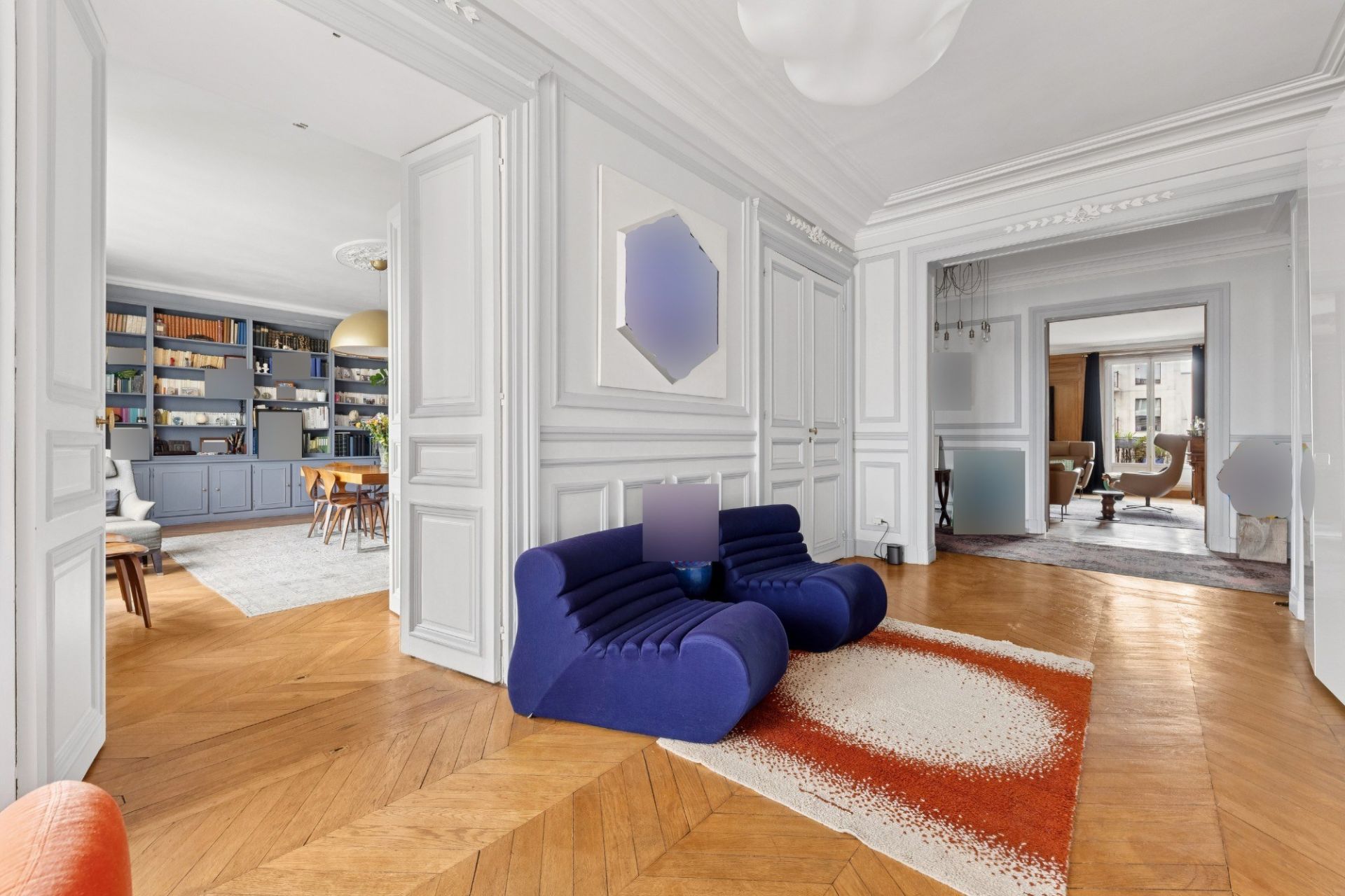 luxury apartment 8 Rooms for sale on PARIS (75017)