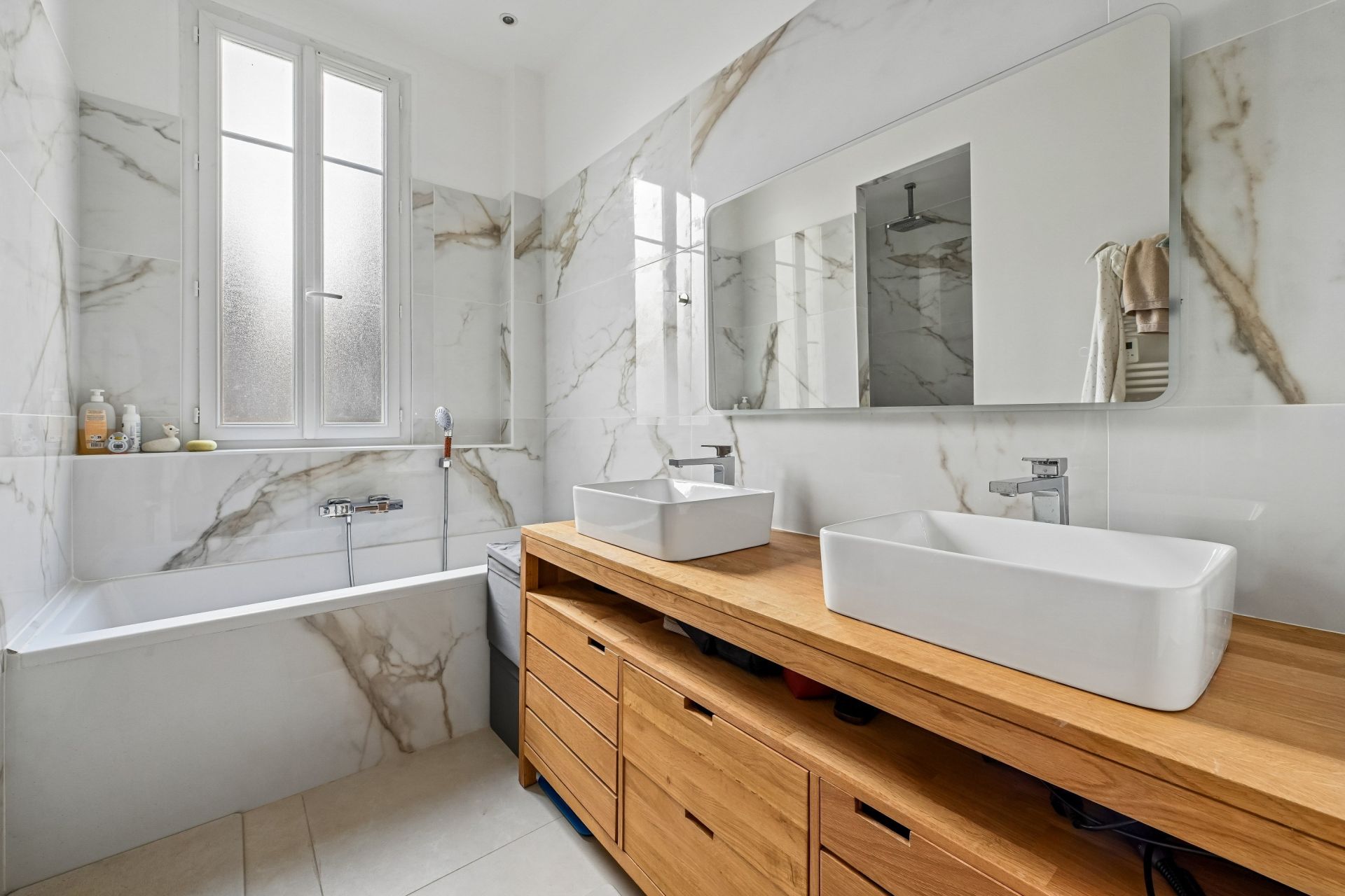 luxury apartment 3 Rooms for sale on PARIS (75016)