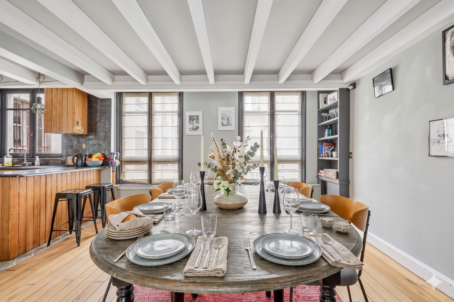 luxury duplex 4 Rooms for sale on PARIS (75002)