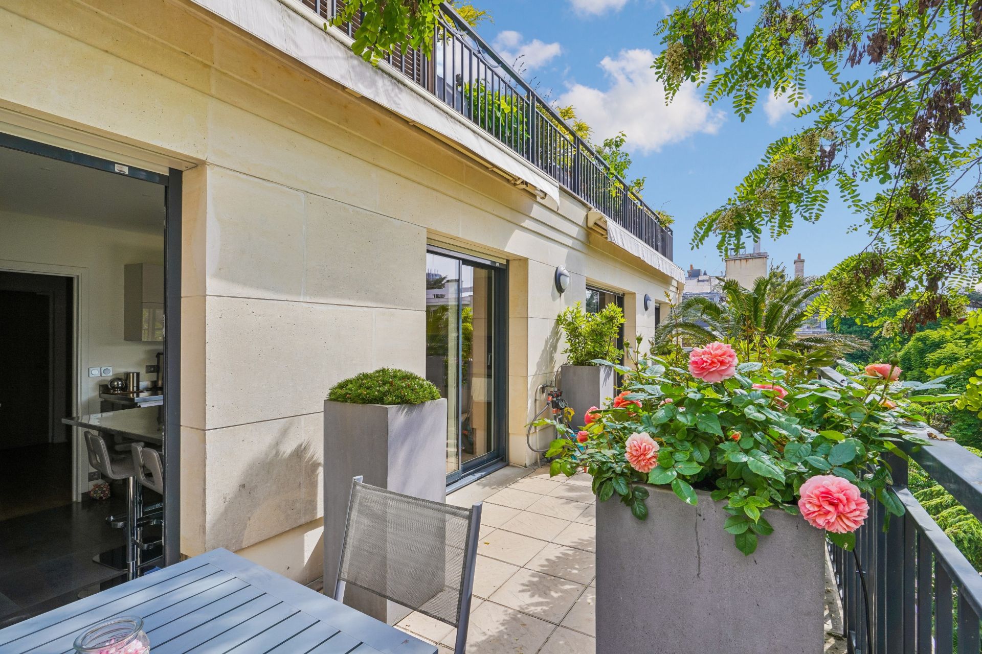 penthouse 6 Rooms for sale on NEUILLY SUR SEINE (92200)