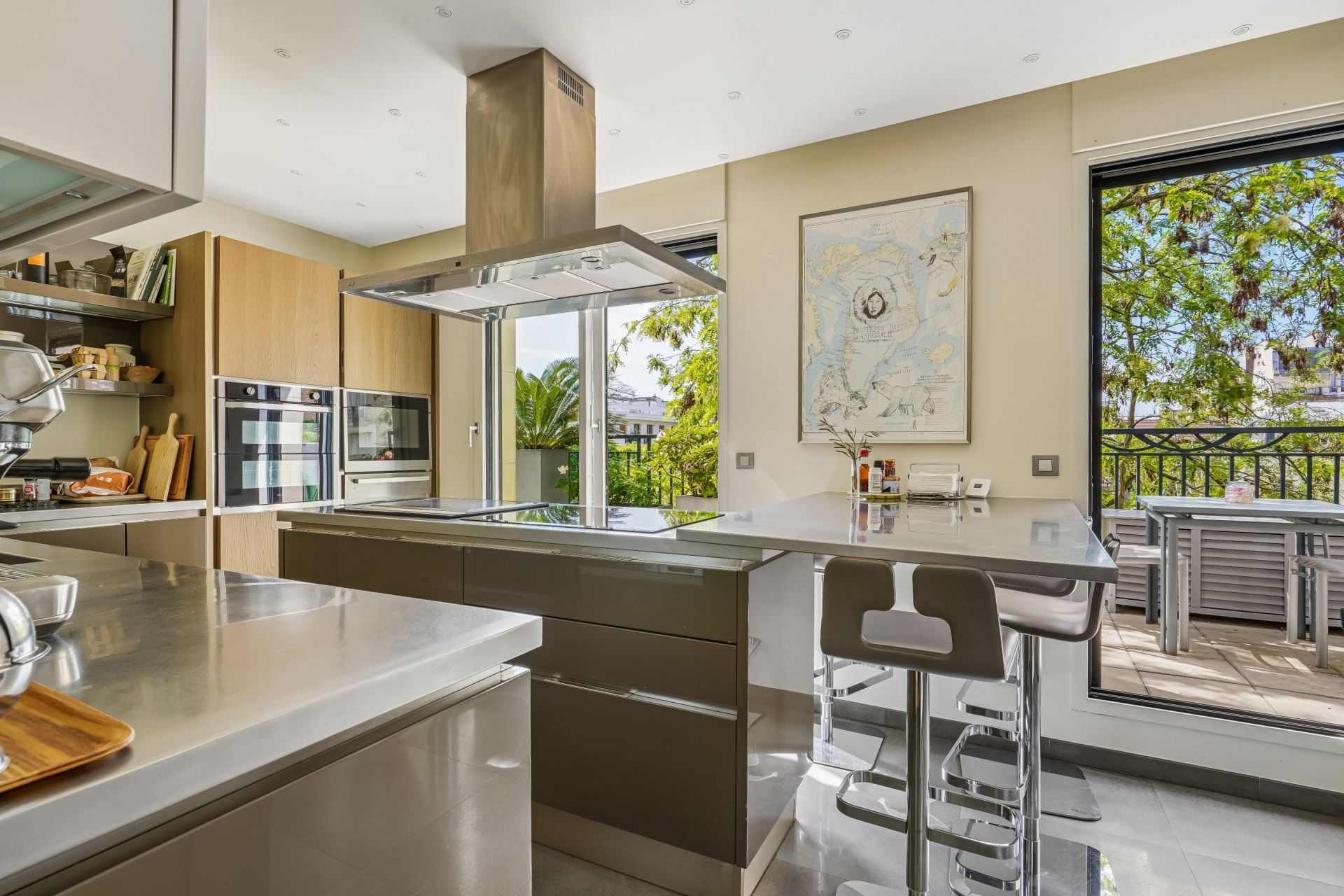 penthouse 6 Rooms for sale on NEUILLY SUR SEINE (92200)