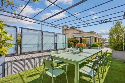 Sale Penthouse Neuilly-sur-Seine 6&nbsp;Rooms 164&nbsp;m²