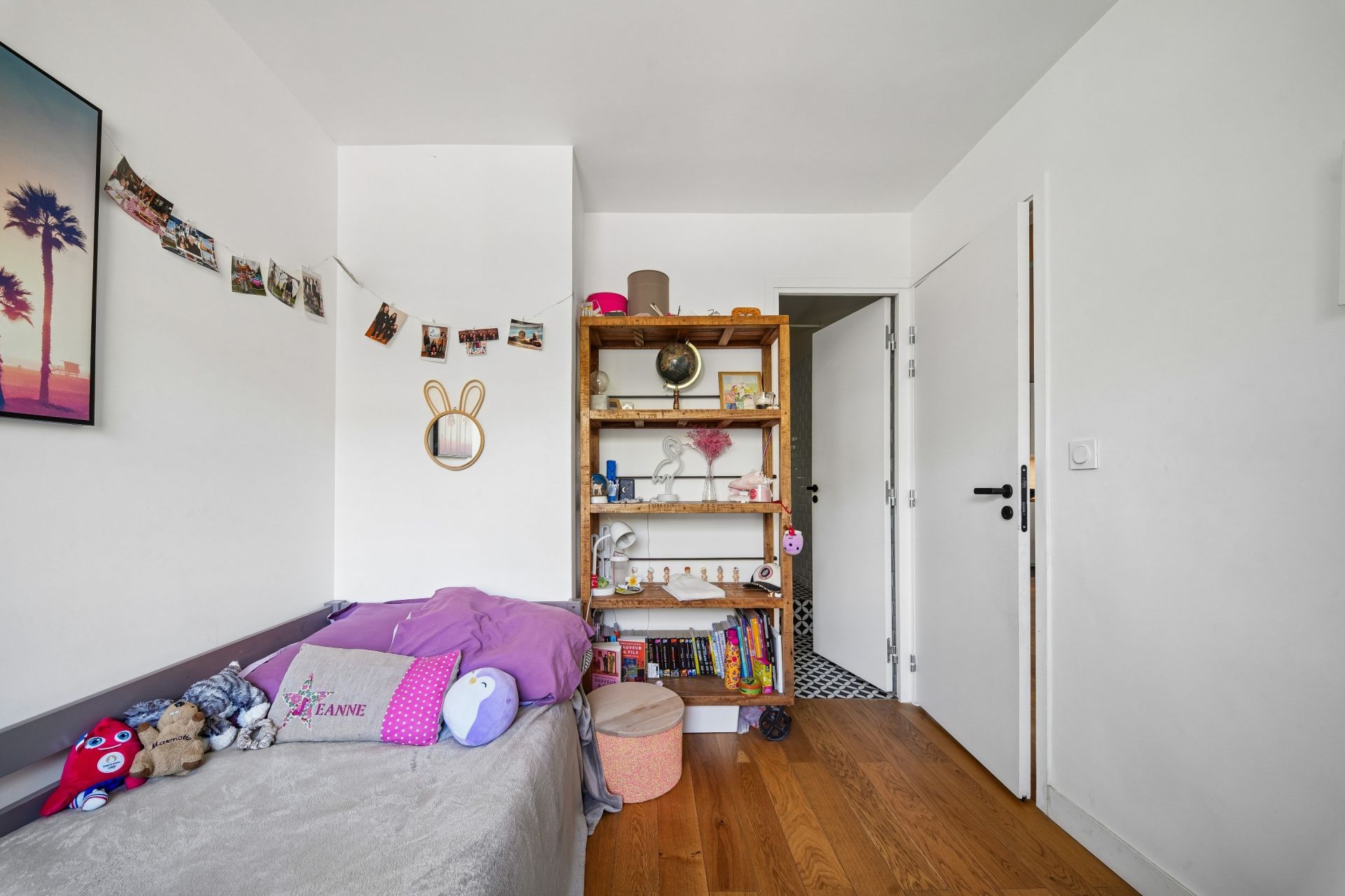 luxury apartment 5 Rooms for sale on NEUILLY SUR SEINE (92200)