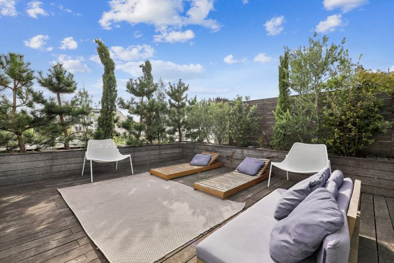luxury apartment 5 Rooms for sale on NEUILLY SUR SEINE (92200)