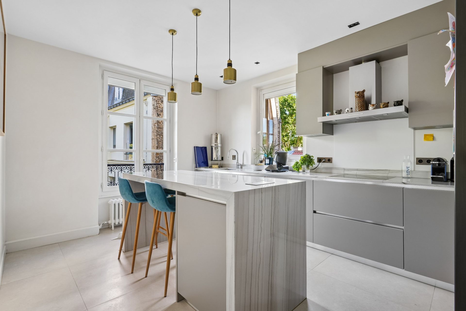 luxury apartment 7 Rooms for sale on NEUILLY SUR SEINE (92200)