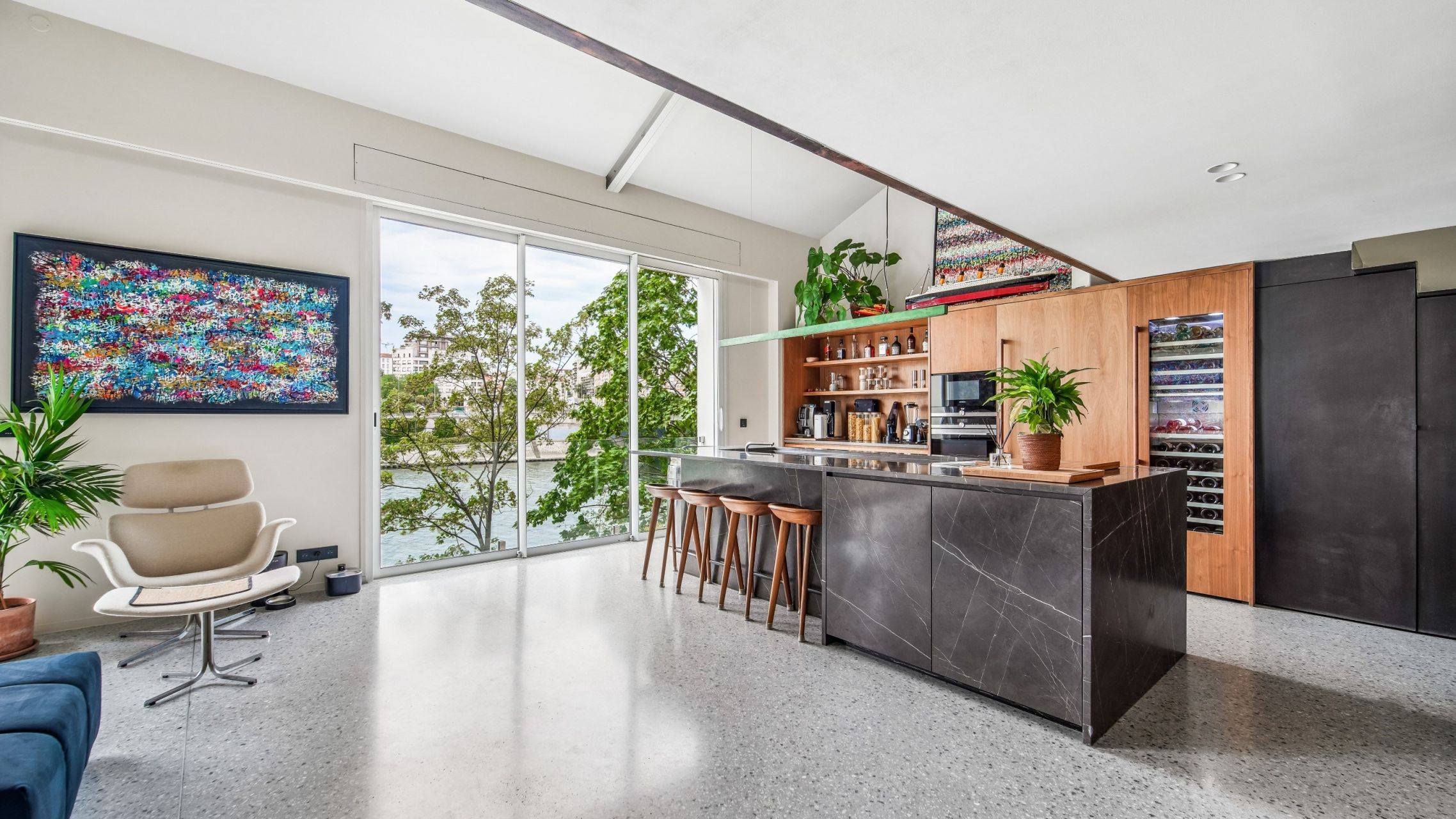 luxury house 6 Rooms for sale on NEUILLY SUR SEINE (92200)