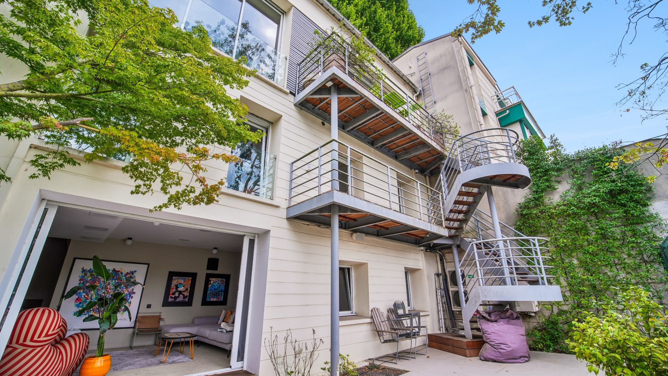 luxury house 6 Rooms for sale on NEUILLY SUR SEINE (92200)
