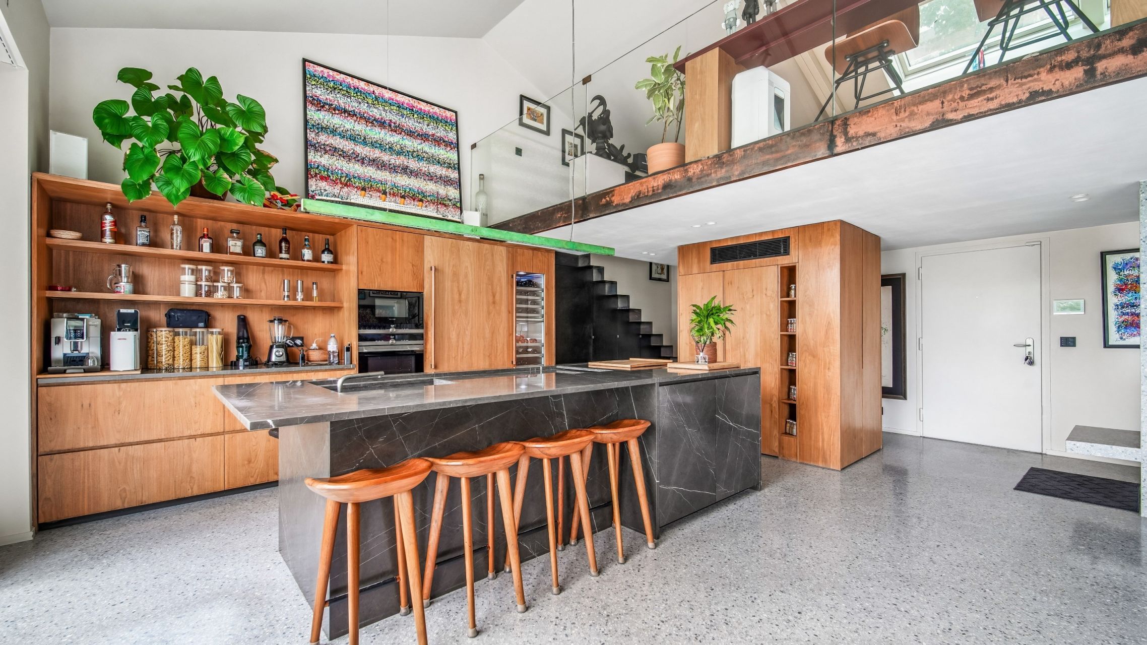 luxury house 6 Rooms for sale on NEUILLY SUR SEINE (92200)