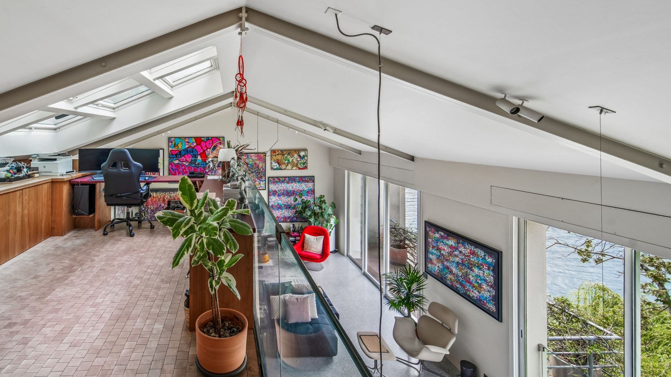 luxury house 6 Rooms for sale on NEUILLY SUR SEINE (92200)