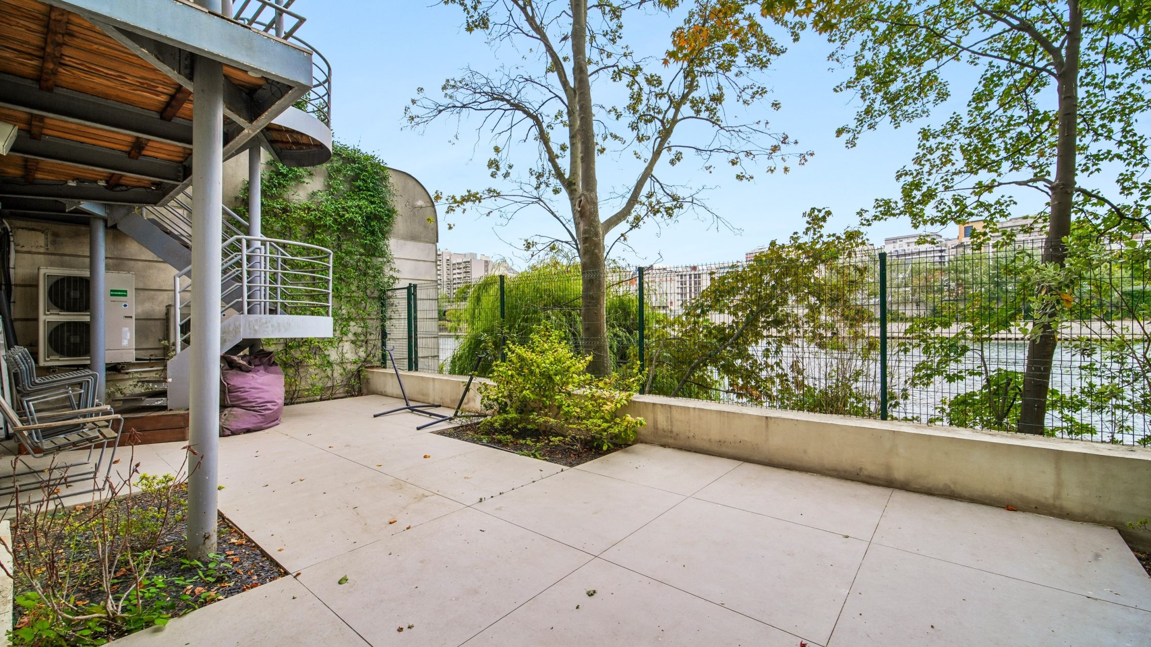 luxury house 6 Rooms for sale on NEUILLY SUR SEINE (92200)