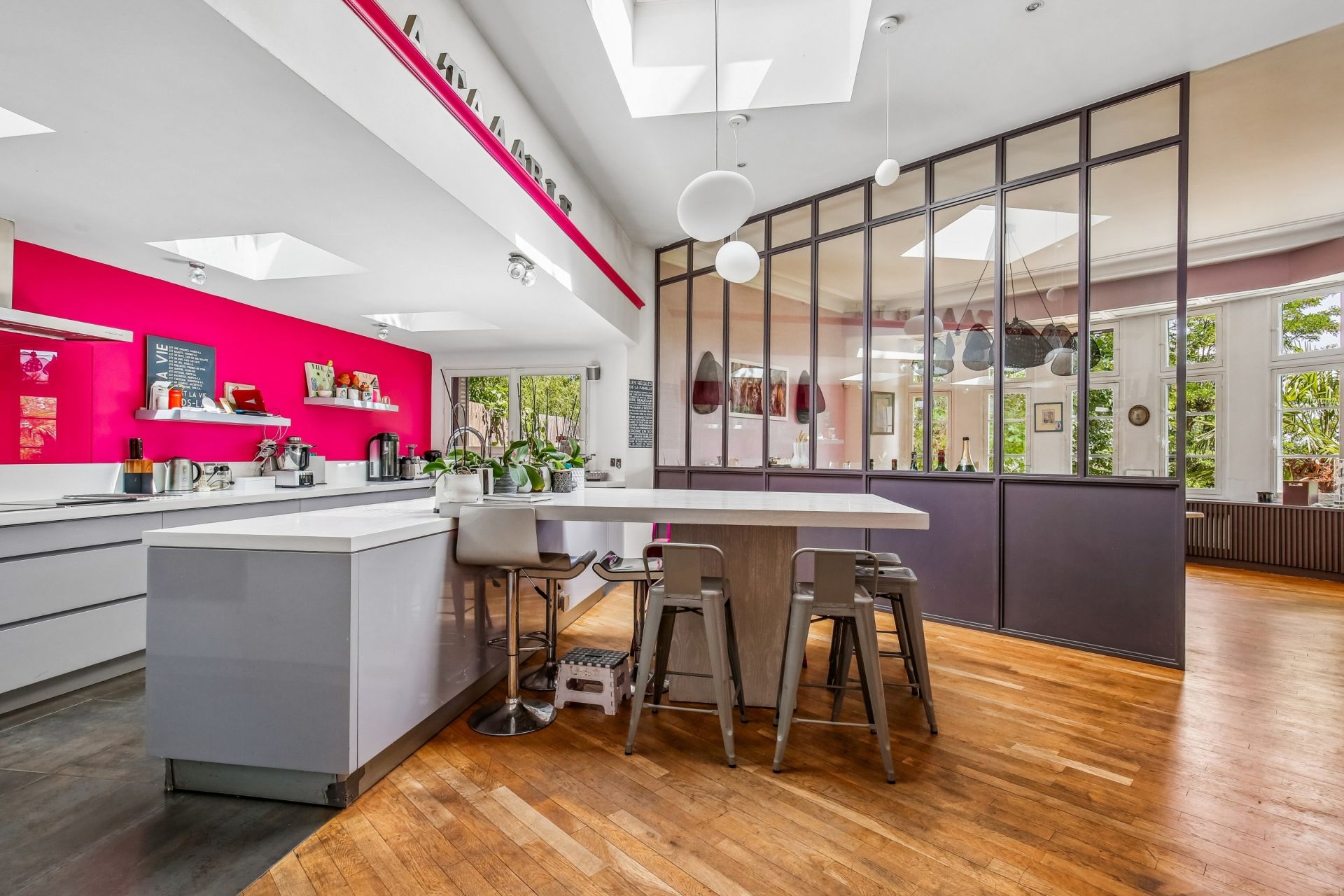 luxury house 12 Rooms for sale on GARCHES (92380)