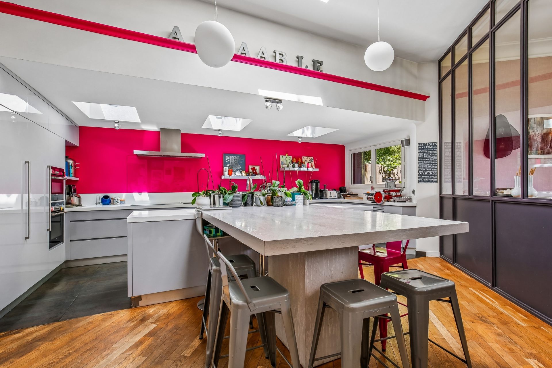 luxury house 12 Rooms for sale on GARCHES (92380)
