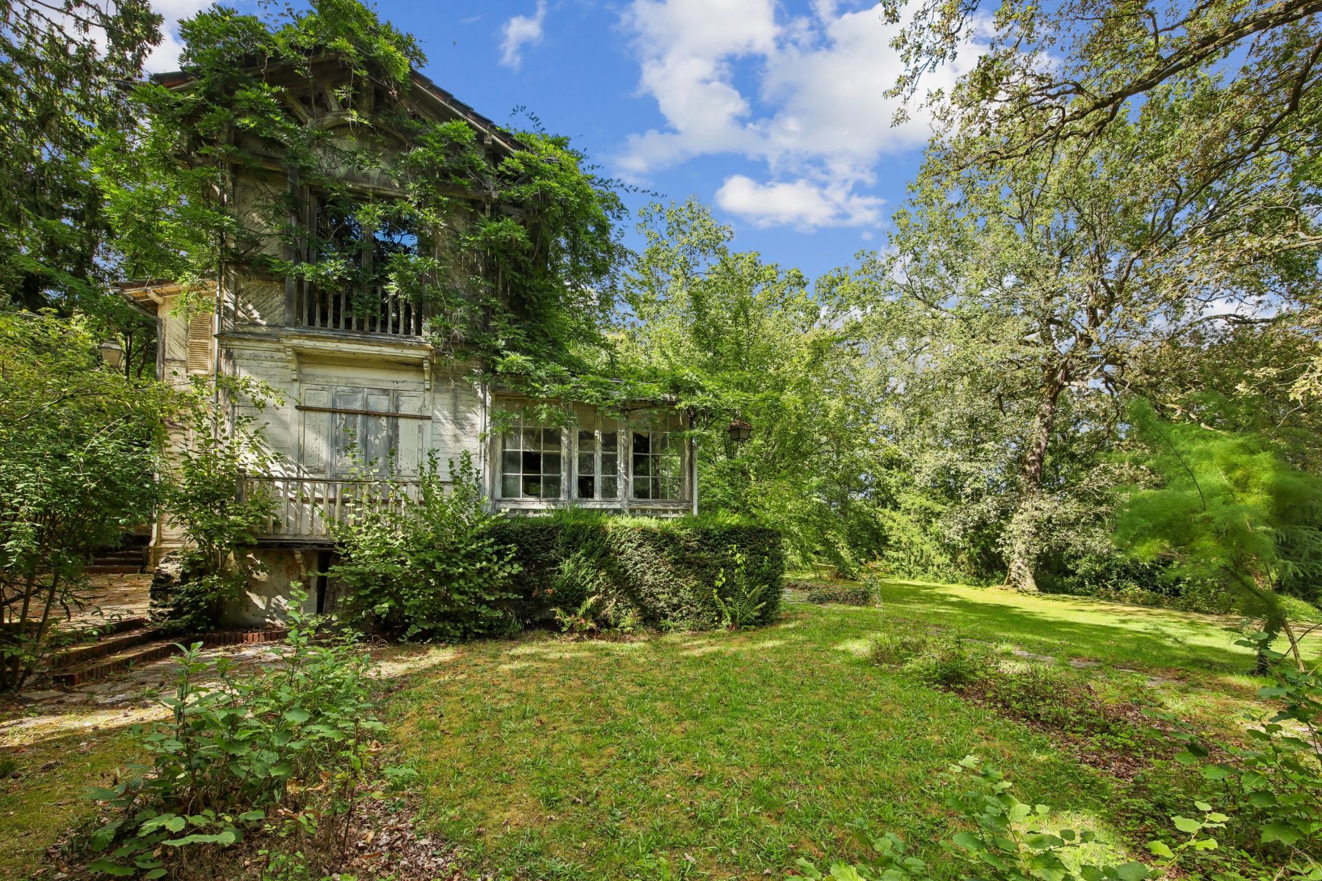 propriété de luxe 15 Pièces en vente sur RUEIL MALMAISON (92500)