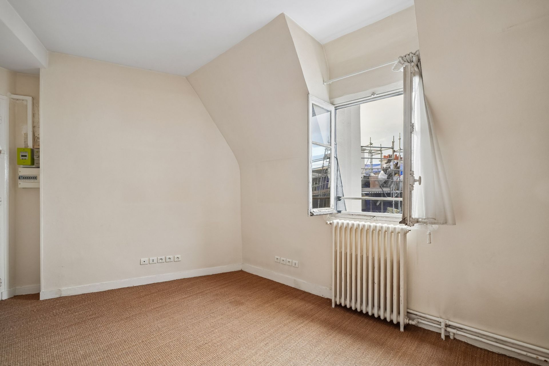 luxury duplex 10 Rooms for sale on PARIS (75017)