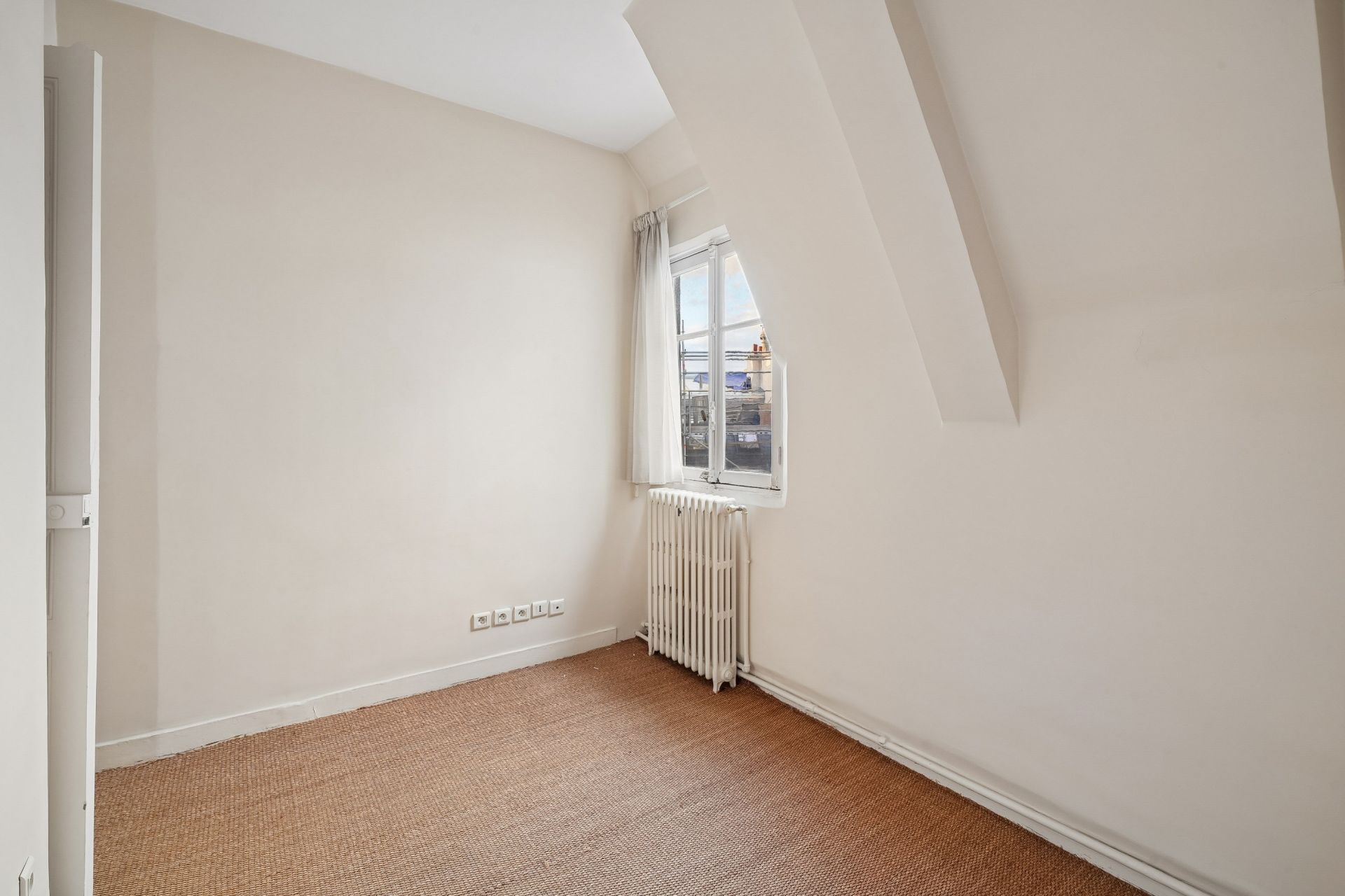 luxury duplex 10 Rooms for sale on PARIS (75017)