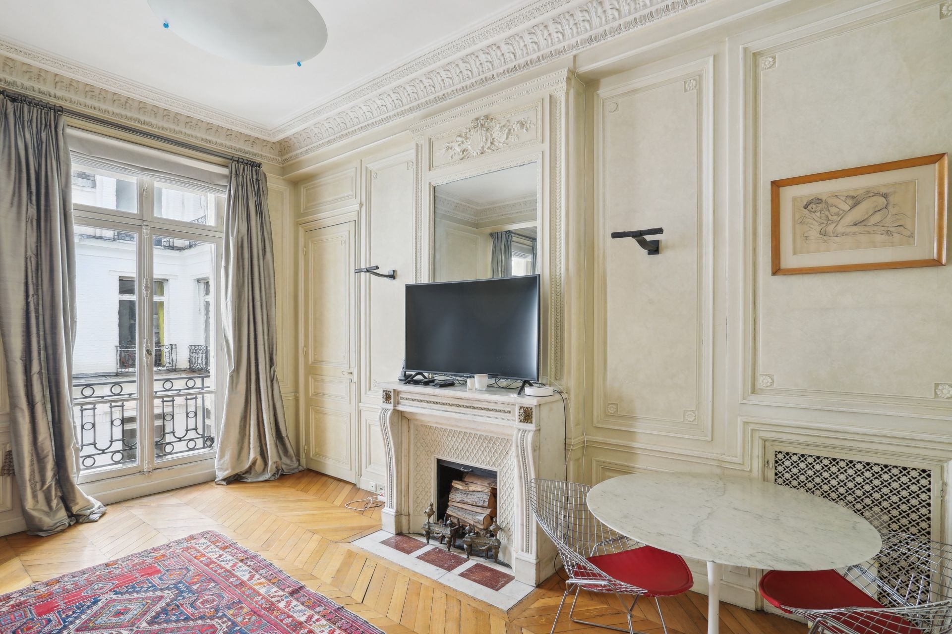 luxury apartment 2 Rooms for sale on PARIS (75002)