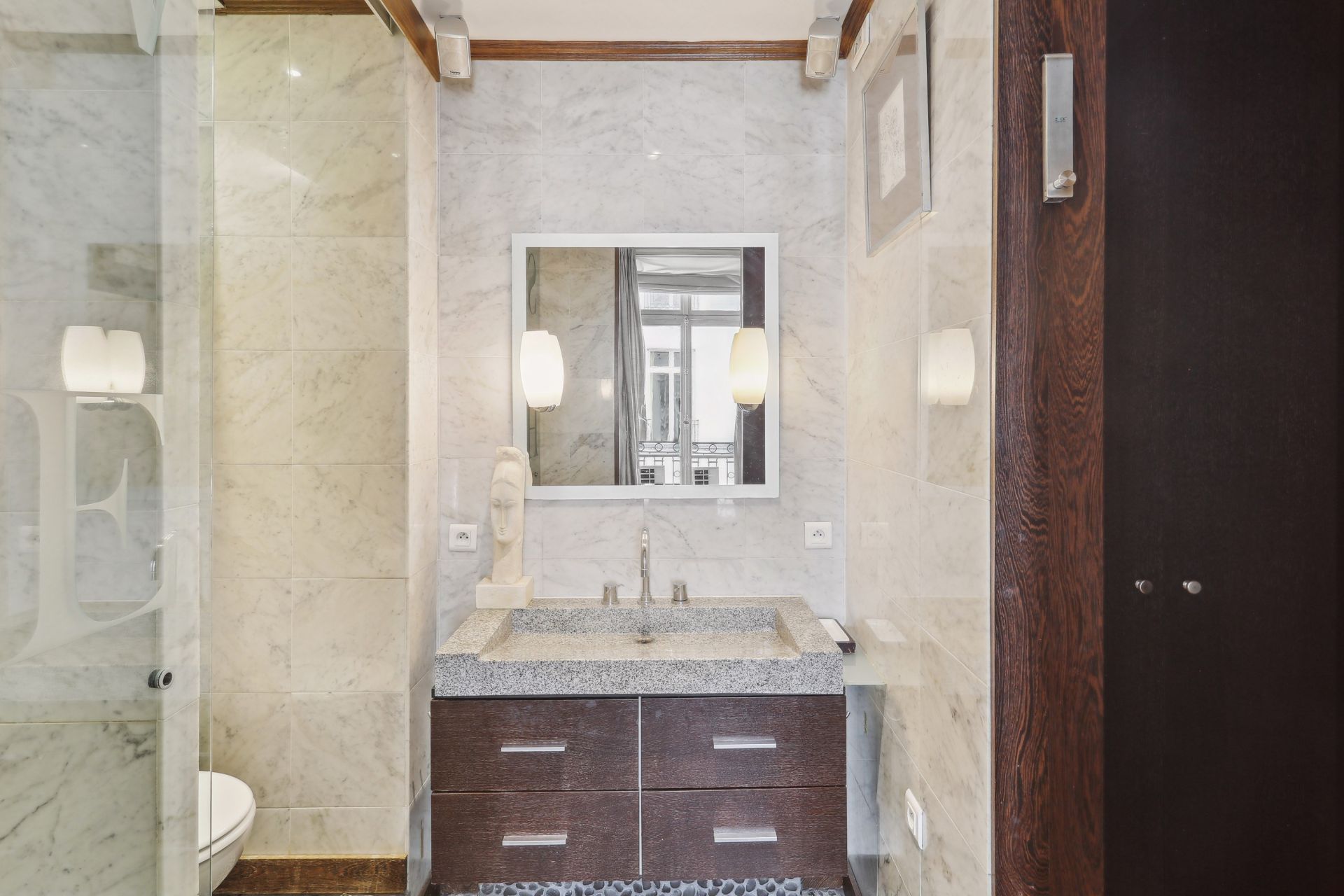 luxury apartment 2 Rooms for sale on PARIS (75002)