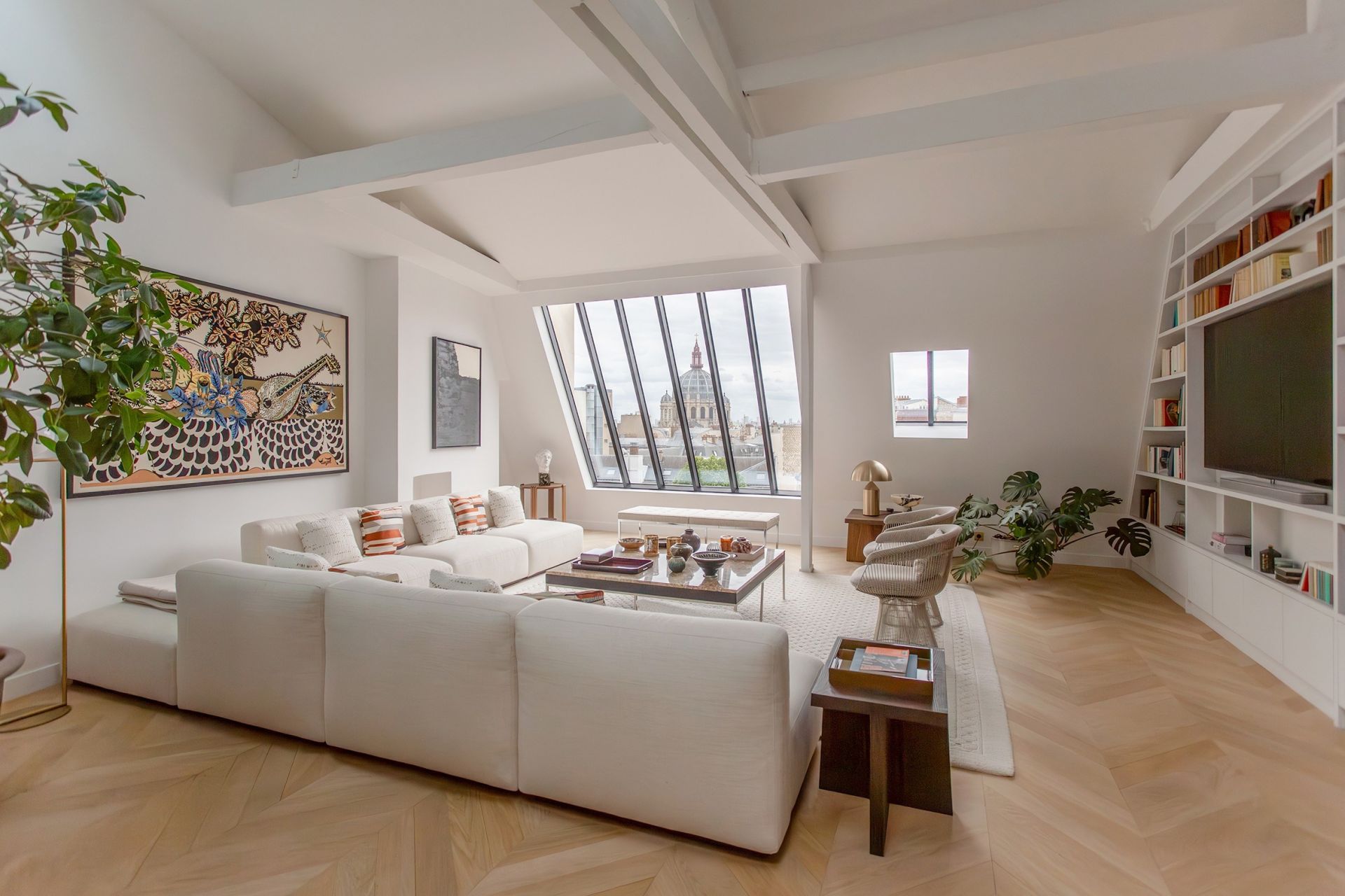 luxury duplex 5 Rooms for sale on PARIS (75008)