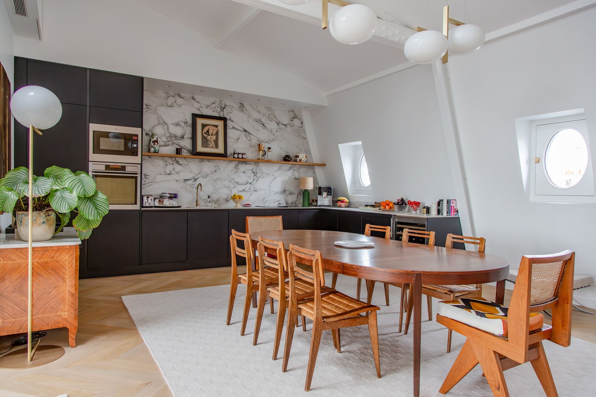 luxury duplex 5 Rooms for sale on PARIS (75008)