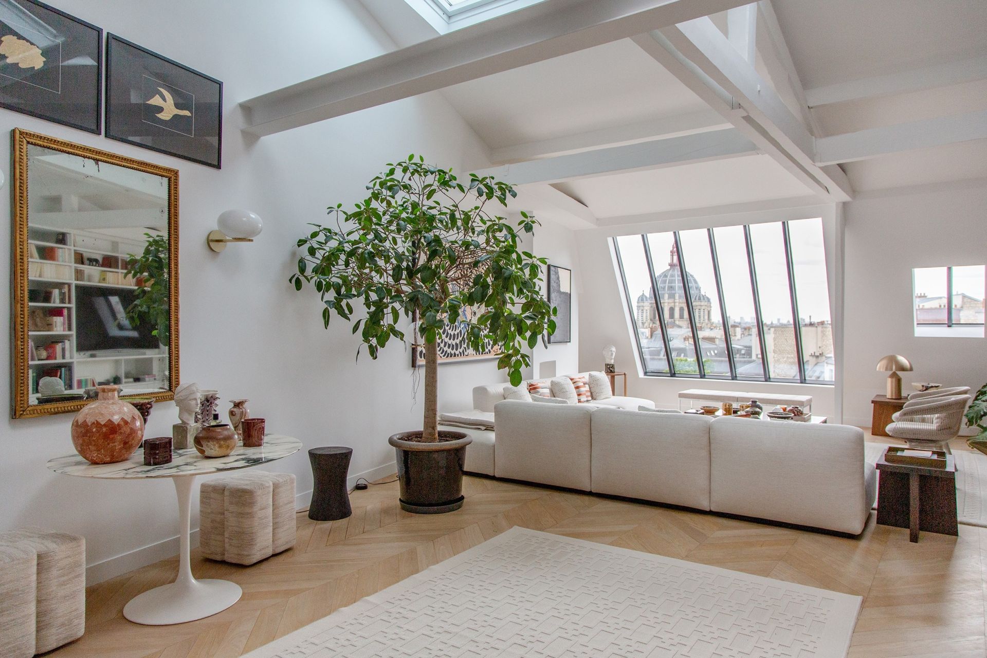 luxury duplex 5 Rooms for sale on PARIS (75008)