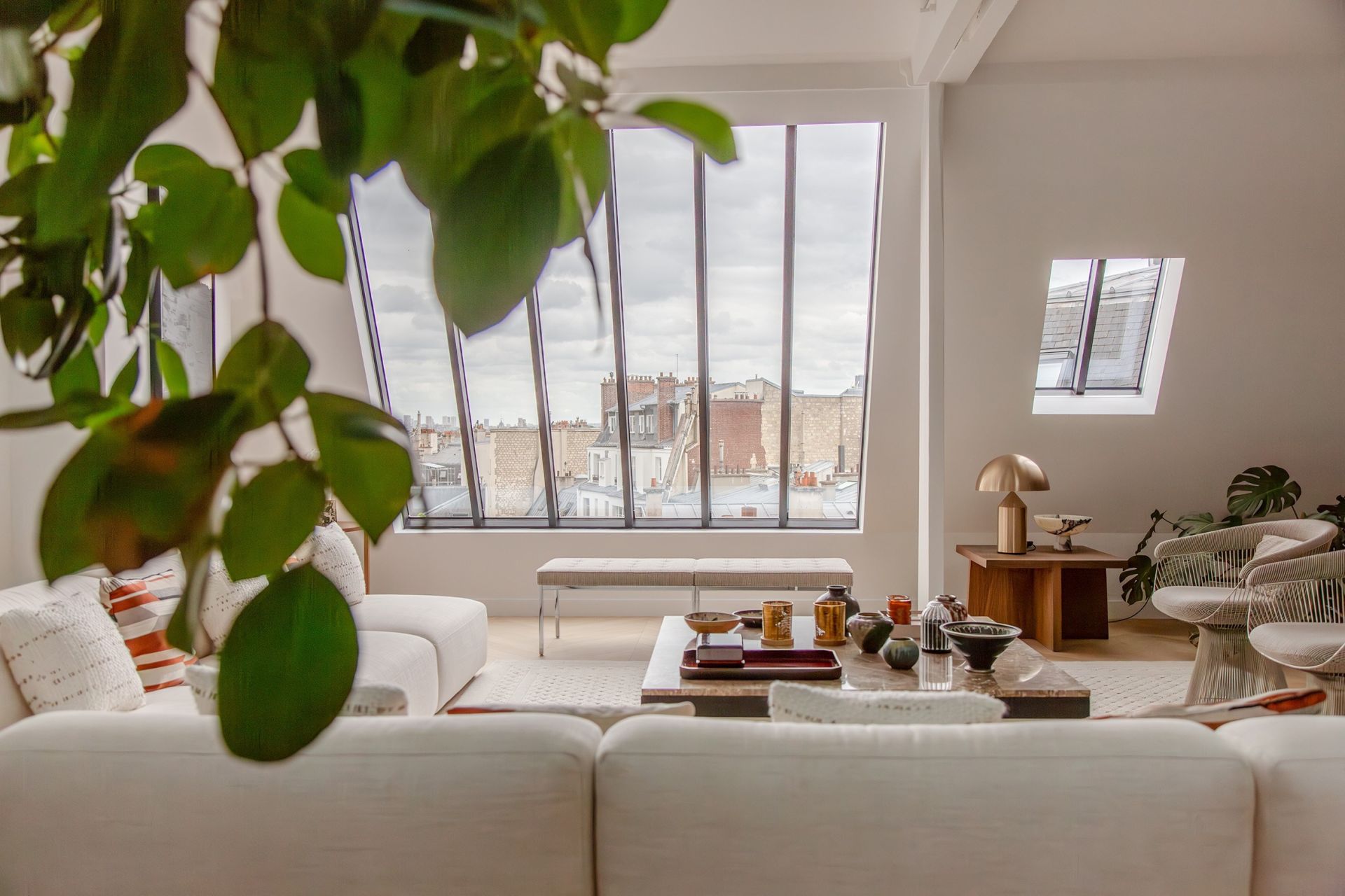luxury duplex 5 Rooms for sale on PARIS (75008)