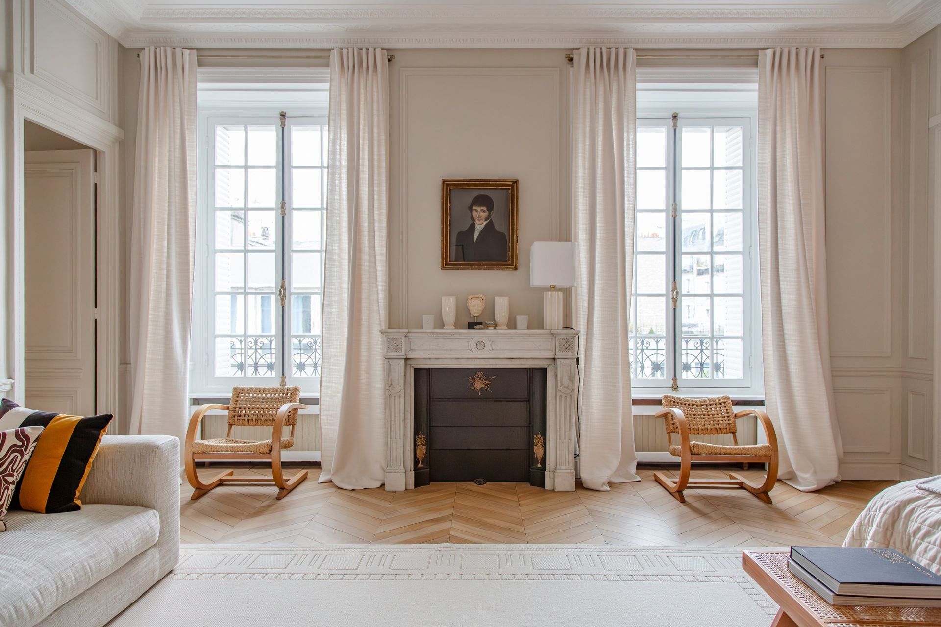 luxury duplex 5 Rooms for sale on PARIS (75008)