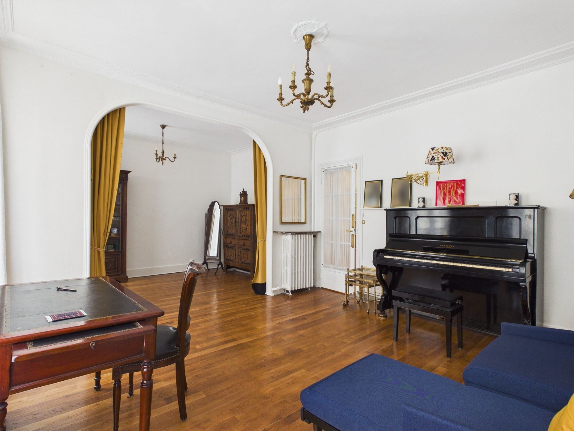 luxury apartment 4 Rooms for sale on PARIS (75017)