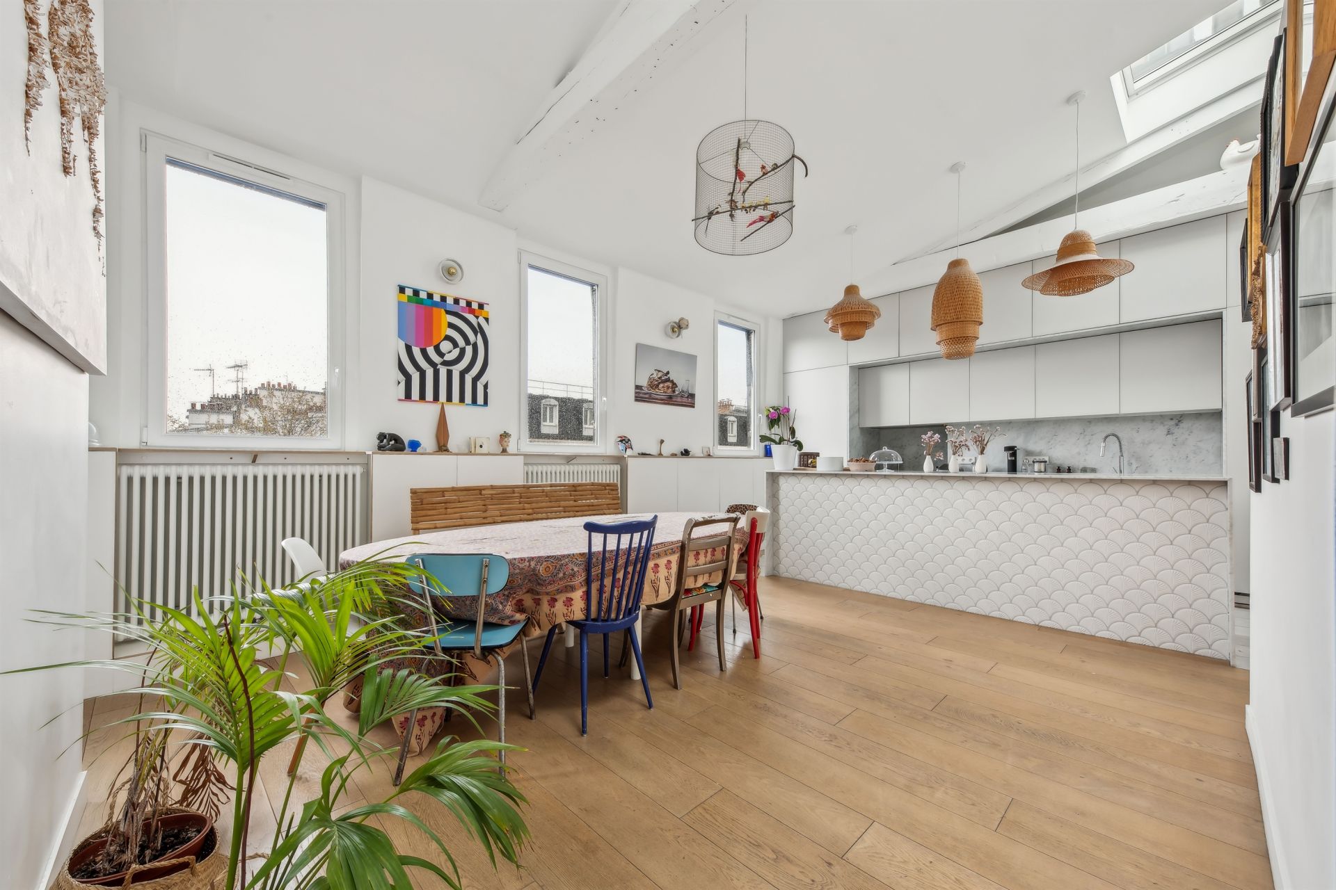luxury apartment 5 Rooms for sale on PARIS (75017)