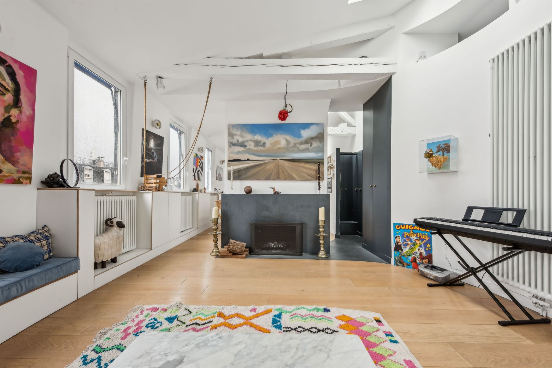luxury apartment 5 Rooms for sale on PARIS (75017)