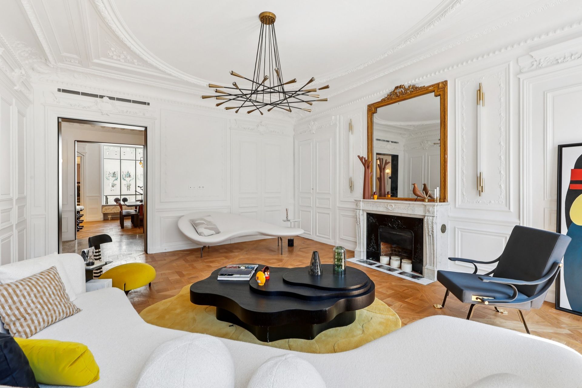 luxury apartment 5 Rooms for rent on PARIS (75008)
