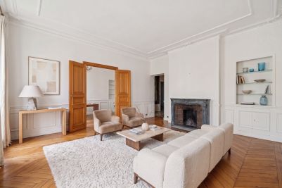 Sale Luxury apartment Paris 4 5&nbsp;Rooms 124.28&nbsp;m²