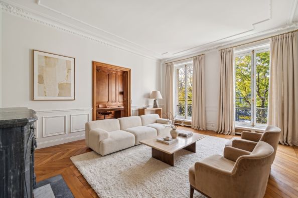 Sale Luxury apartment Paris 4 5&nbsp;Rooms 124.28&nbsp;m²