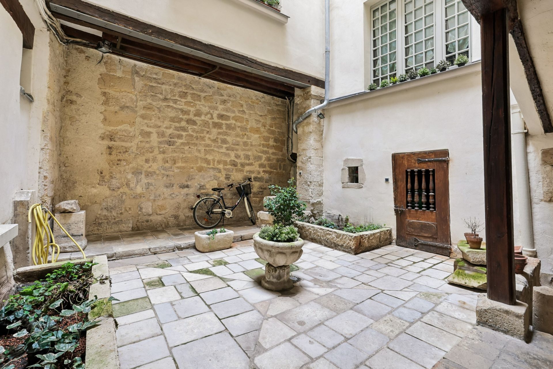 luxury apartment 2 Rooms for sale on PARIS (75005)