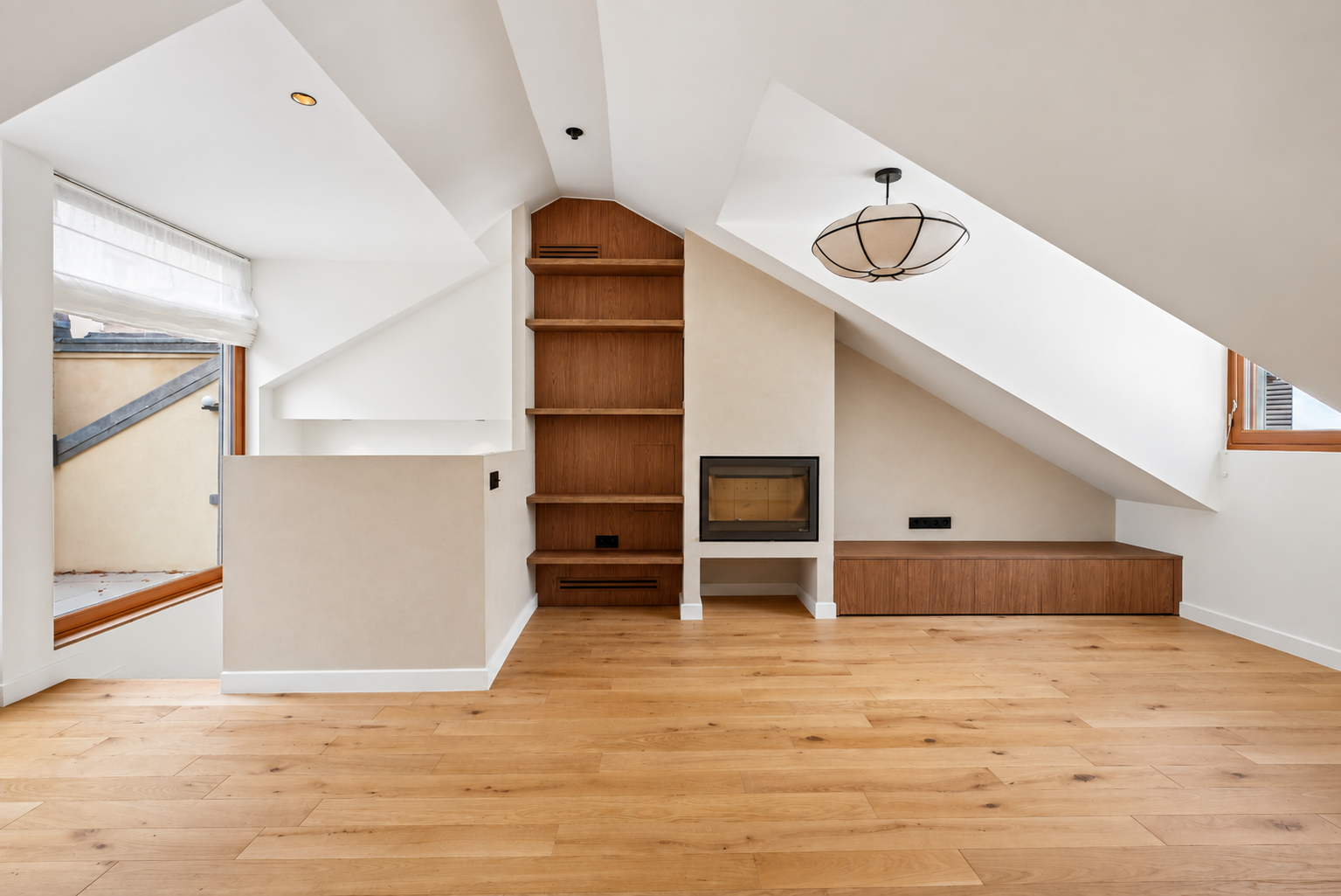 luxury house 6 Rooms for sale on PARIS (75015)