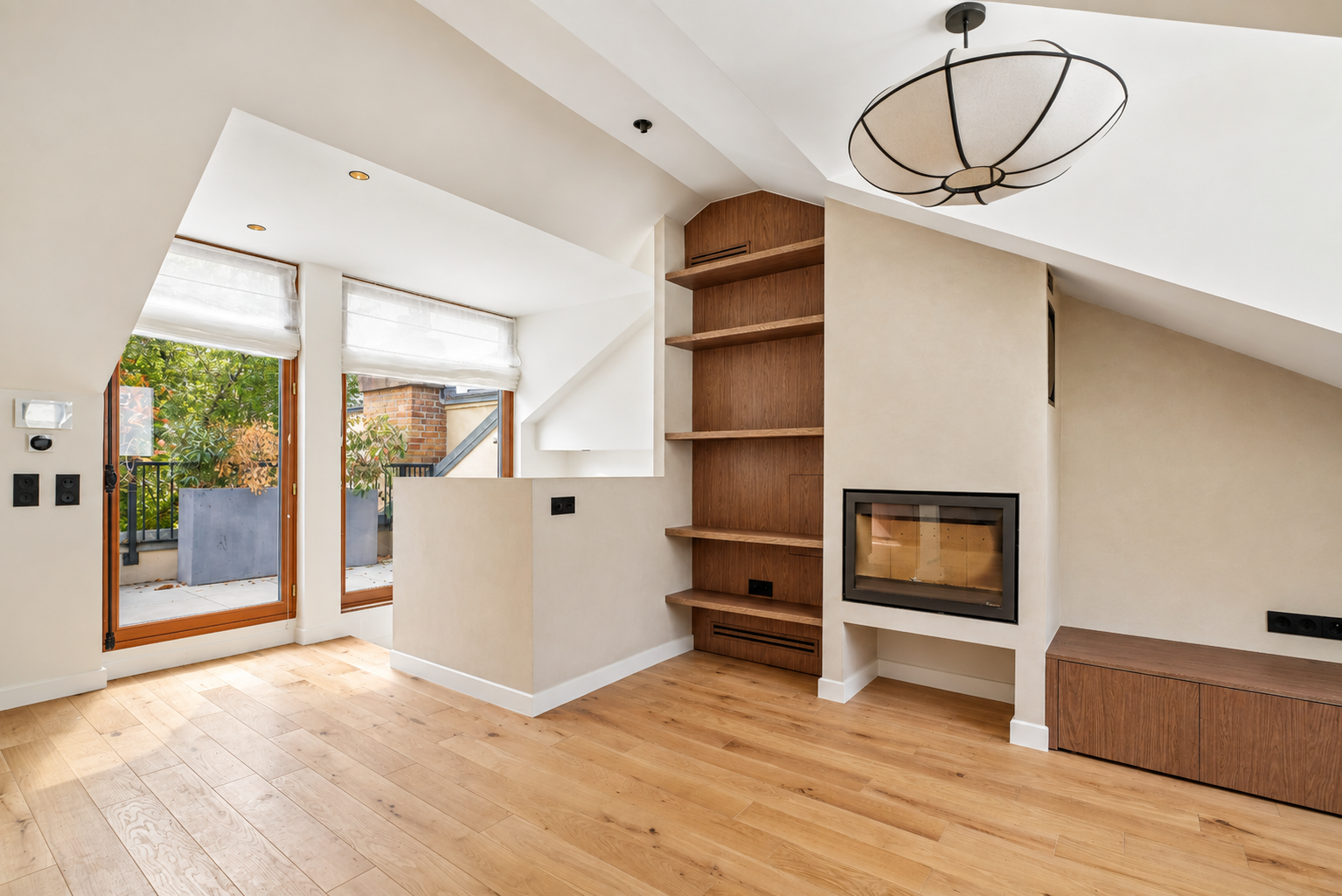 luxury house 6 Rooms for sale on PARIS (75015)