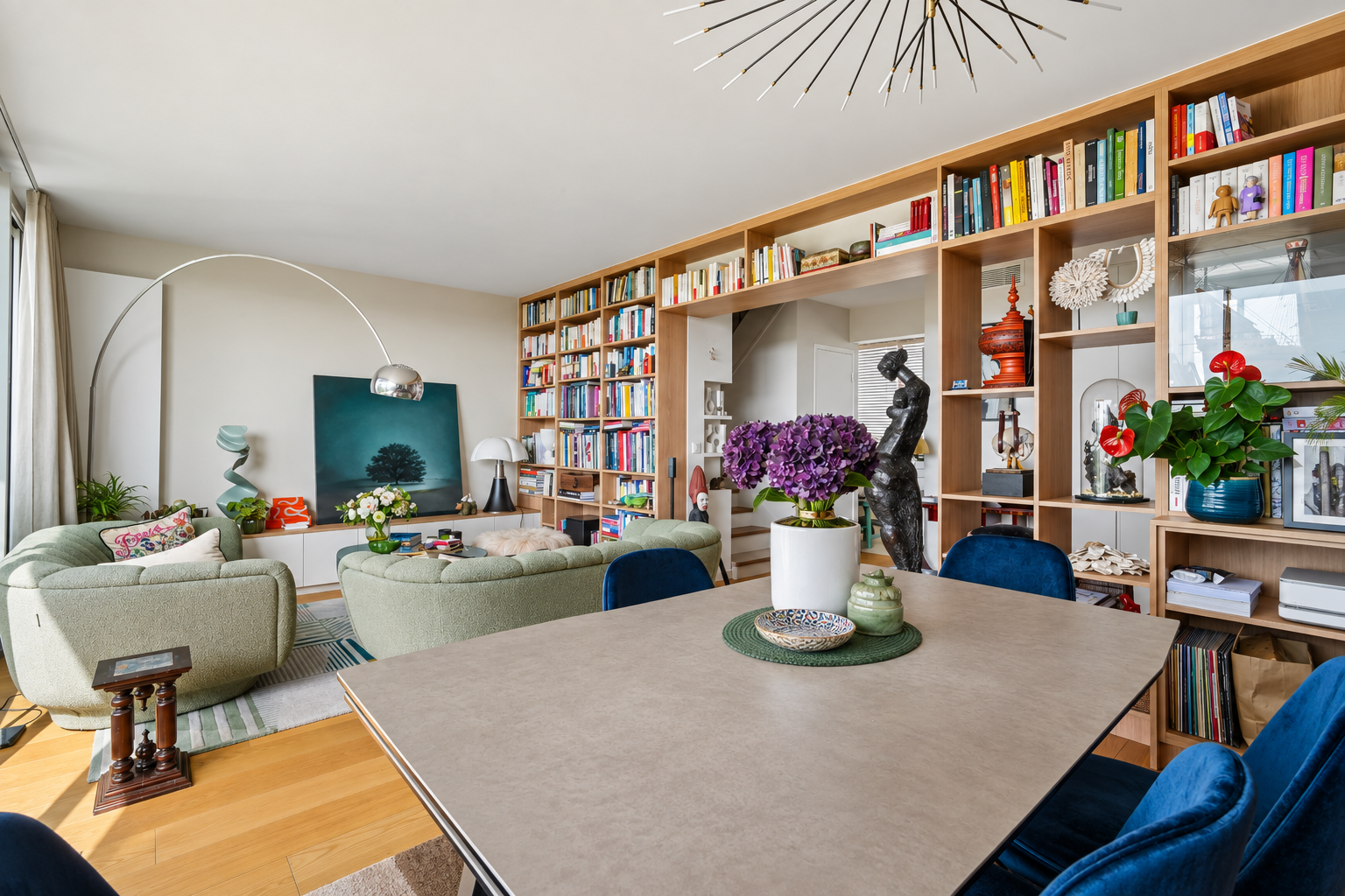 luxury apartment 4 Rooms for sale on PARIS (75016)