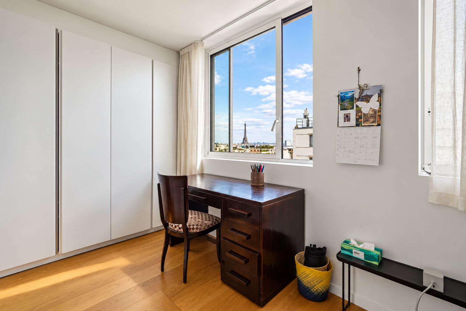 luxury apartment 4 Rooms for sale on PARIS (75016)