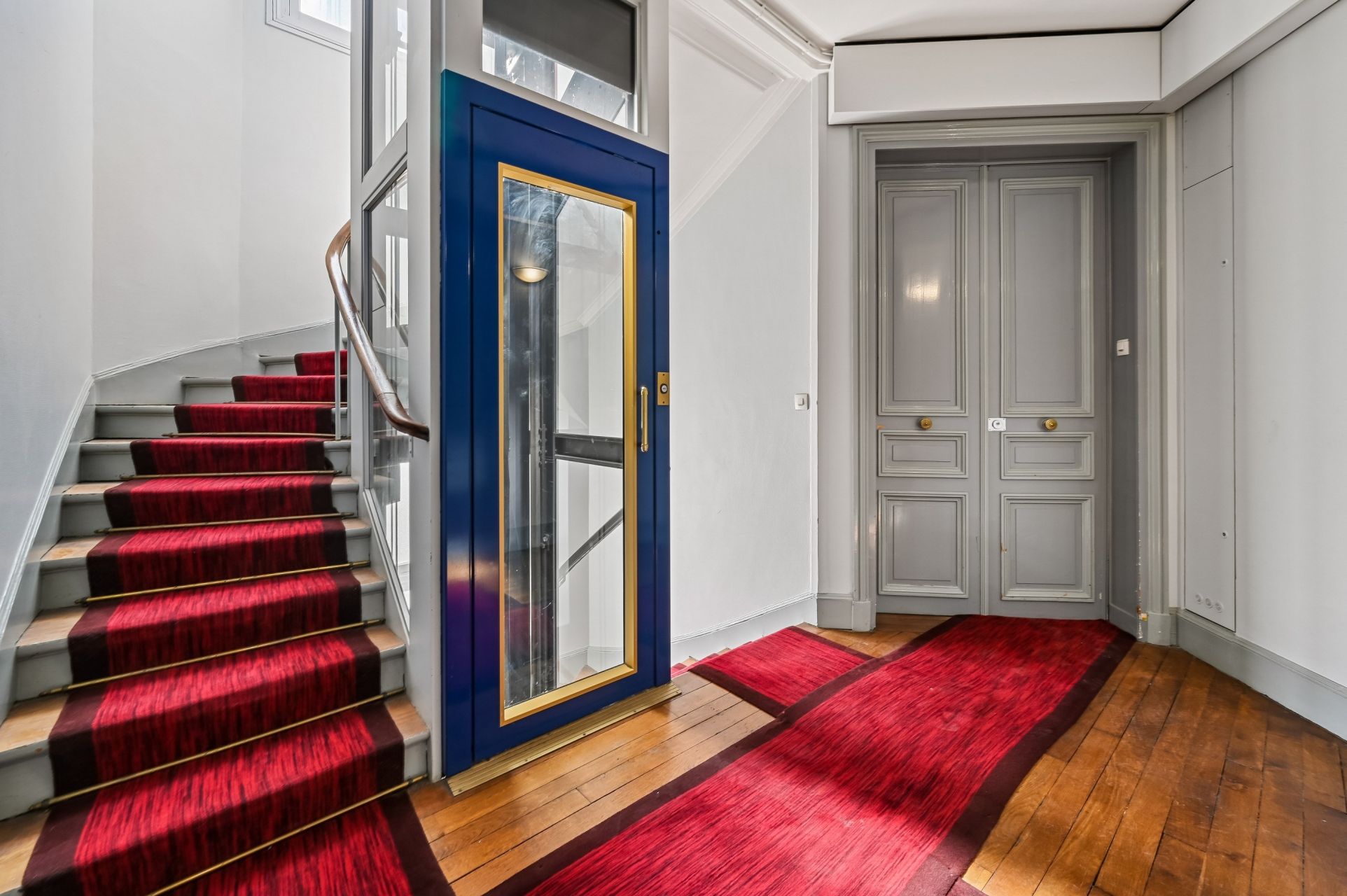 luxury apartment 4 Rooms for sale on NEUILLY SUR SEINE (92200)