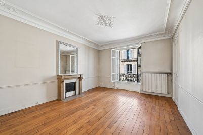 Sale Luxury apartment Neuilly-sur-Seine 4&nbsp;Rooms 88&nbsp;m²